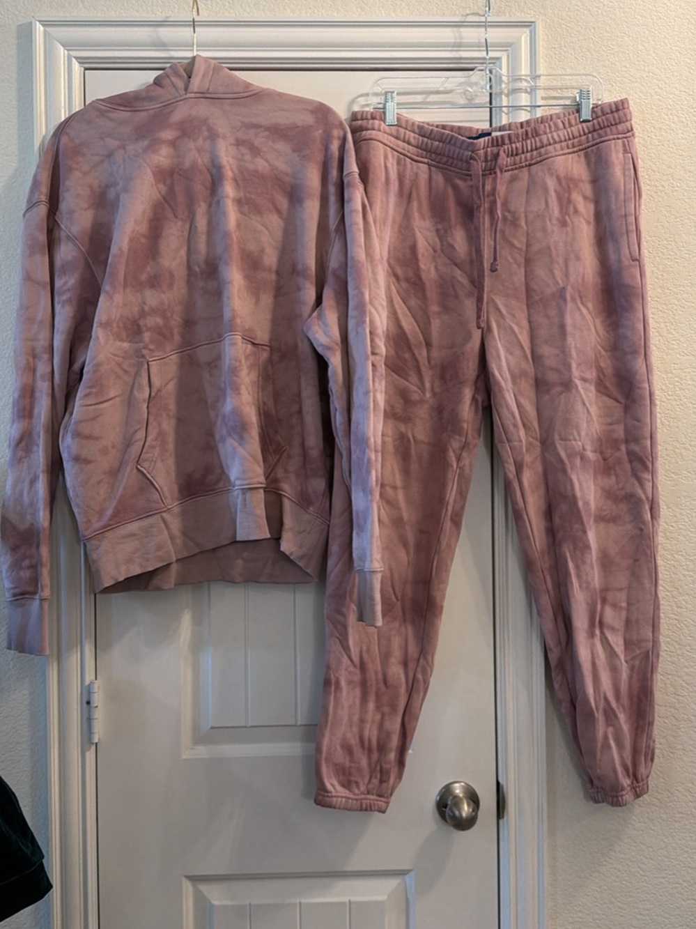 Old Navy Tie-Dye Pink Hoodie & Jogger Set, Sz L